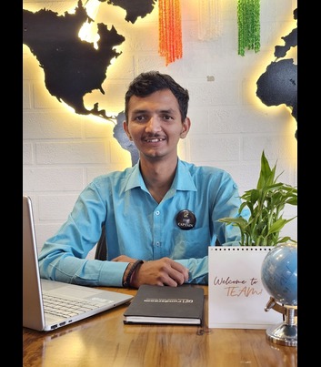 Business Employee